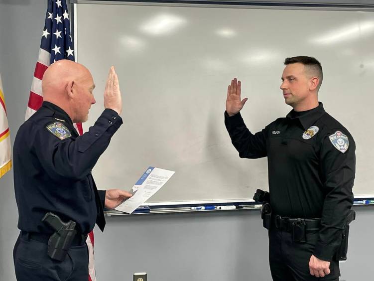 chief swears in new officer 